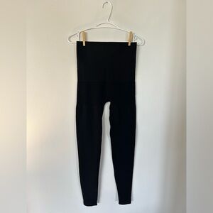 💥⭐️❤️HOST PICK❤️⭐️💥Brand New Preggo Maternity Leggings